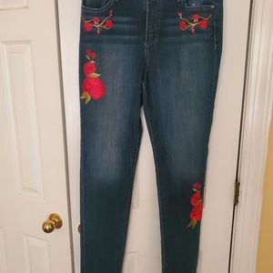 (LOOK AT VIDEO) SIZE 12 LADIES BANDOLINO JEANS